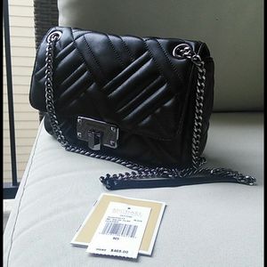 MK Peyton Shoulder/Crossbody 💗💗